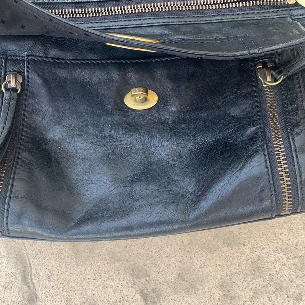 Fossil Large Black Leather Crossbody Purse - Picture 15 of 15